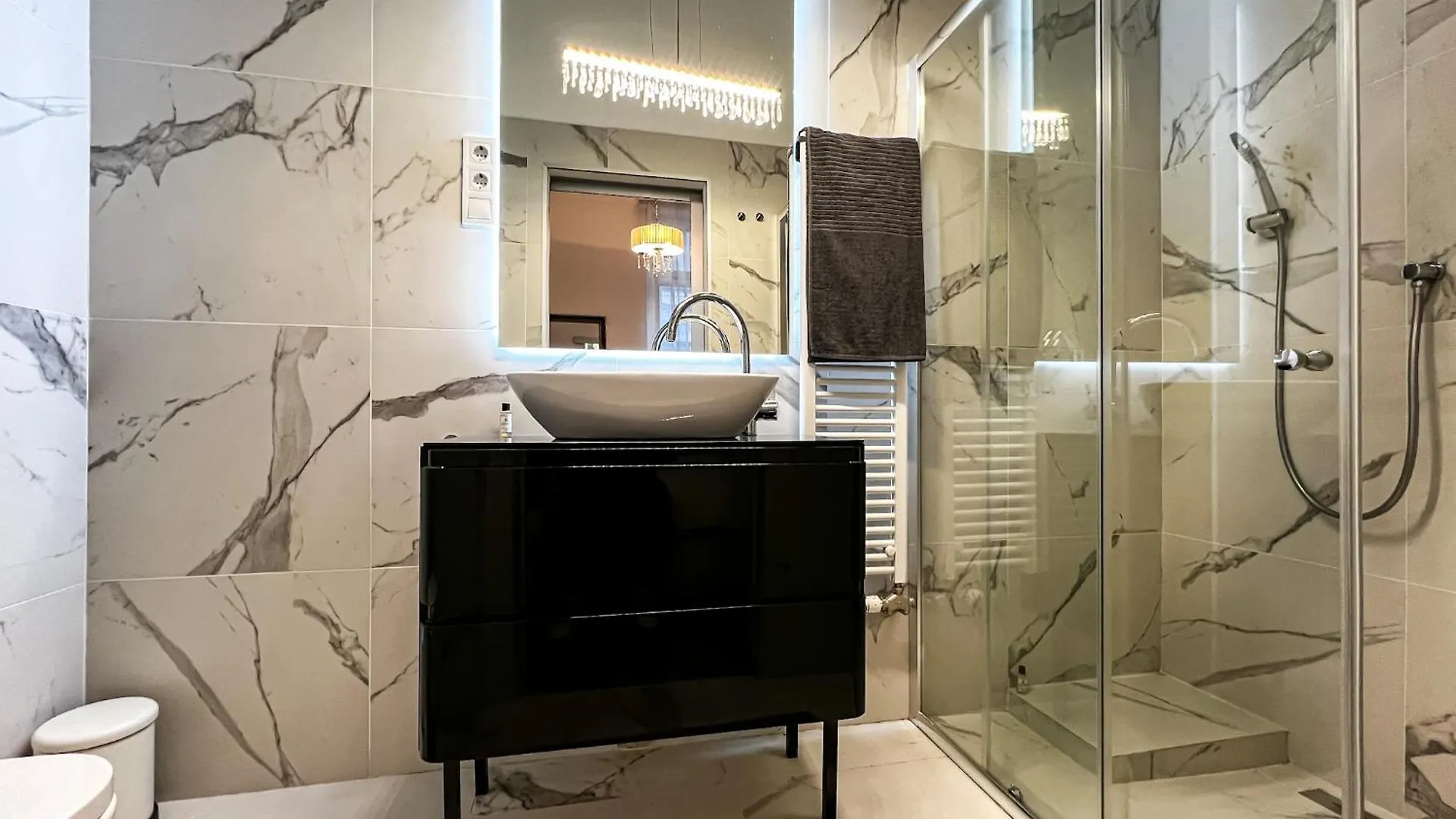 شقة Luxury Downtown Dreams بودابست 0*,